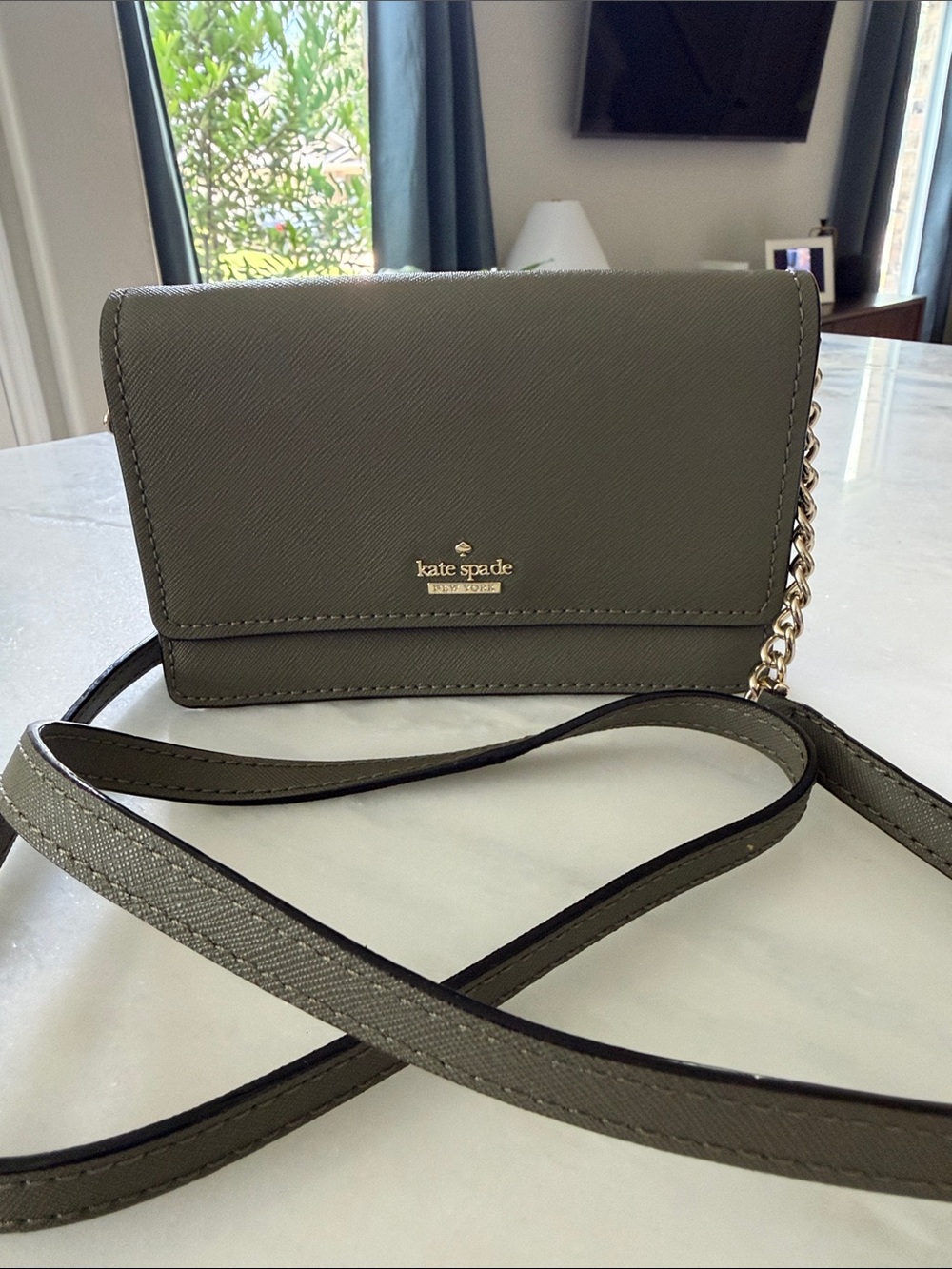 kate spade Olive Green Saffiano Crossbody Wallet with Gold Chain